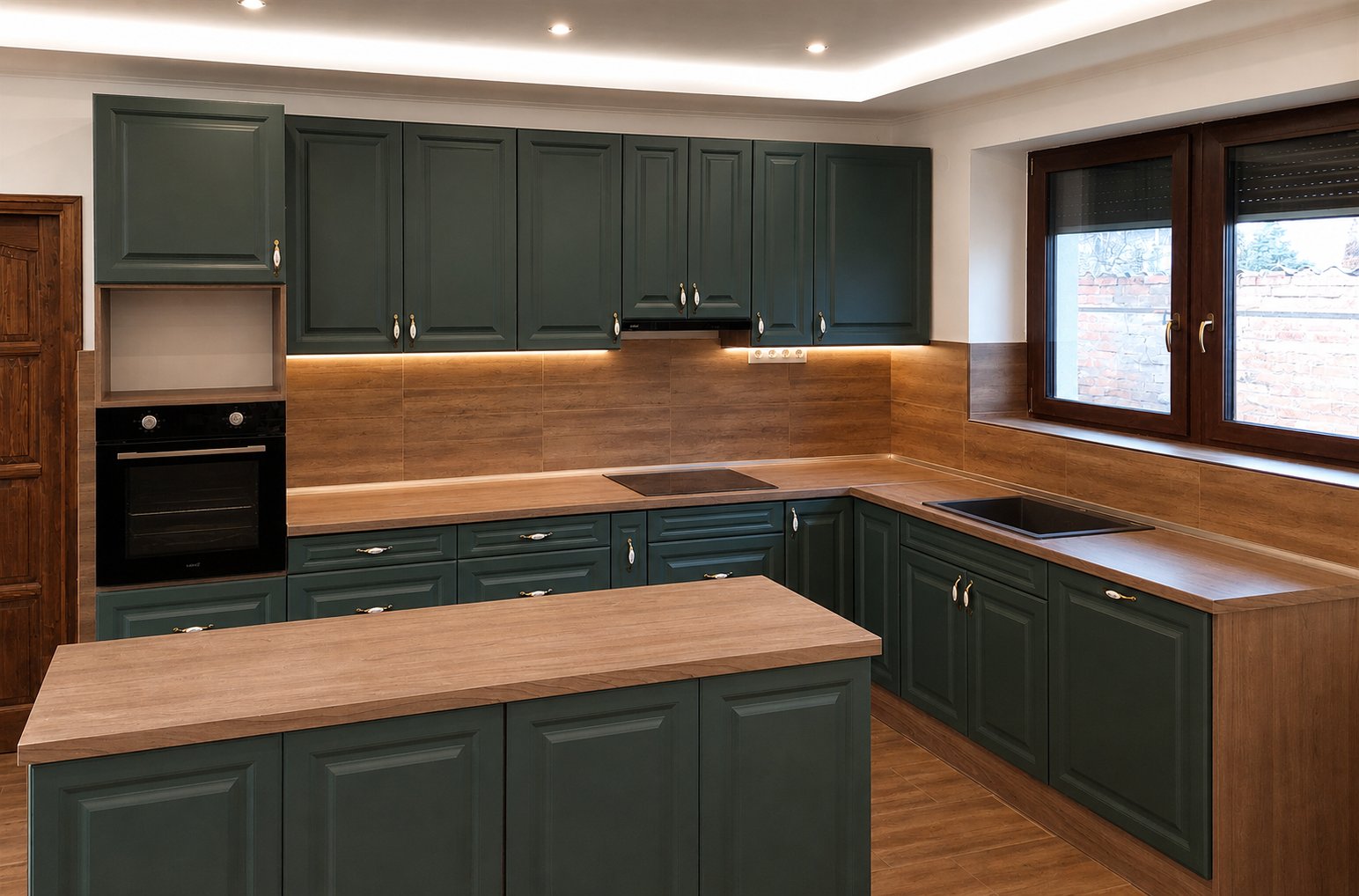 A Falkó Bútor által elkészített és helyszínen beépített egyedi konyhabútor saját referenciafotója